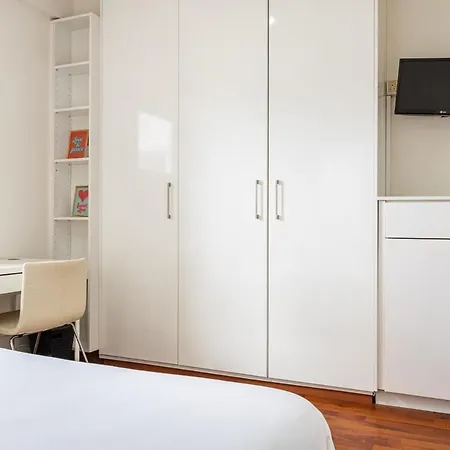 Elegant 1br Centre In Nicosia