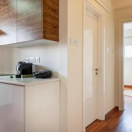Apartament Elegant 1br Centre In Nikozja